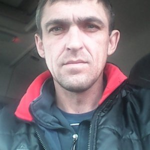 Анатолий , 48 лет